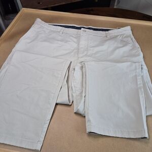 Vineyard Vines Light Tan Chinos 2505